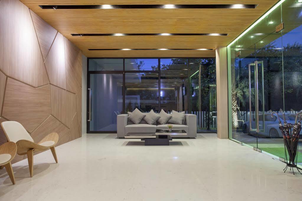 The Zense Boutique Hotel Phitsanulok Exterior foto