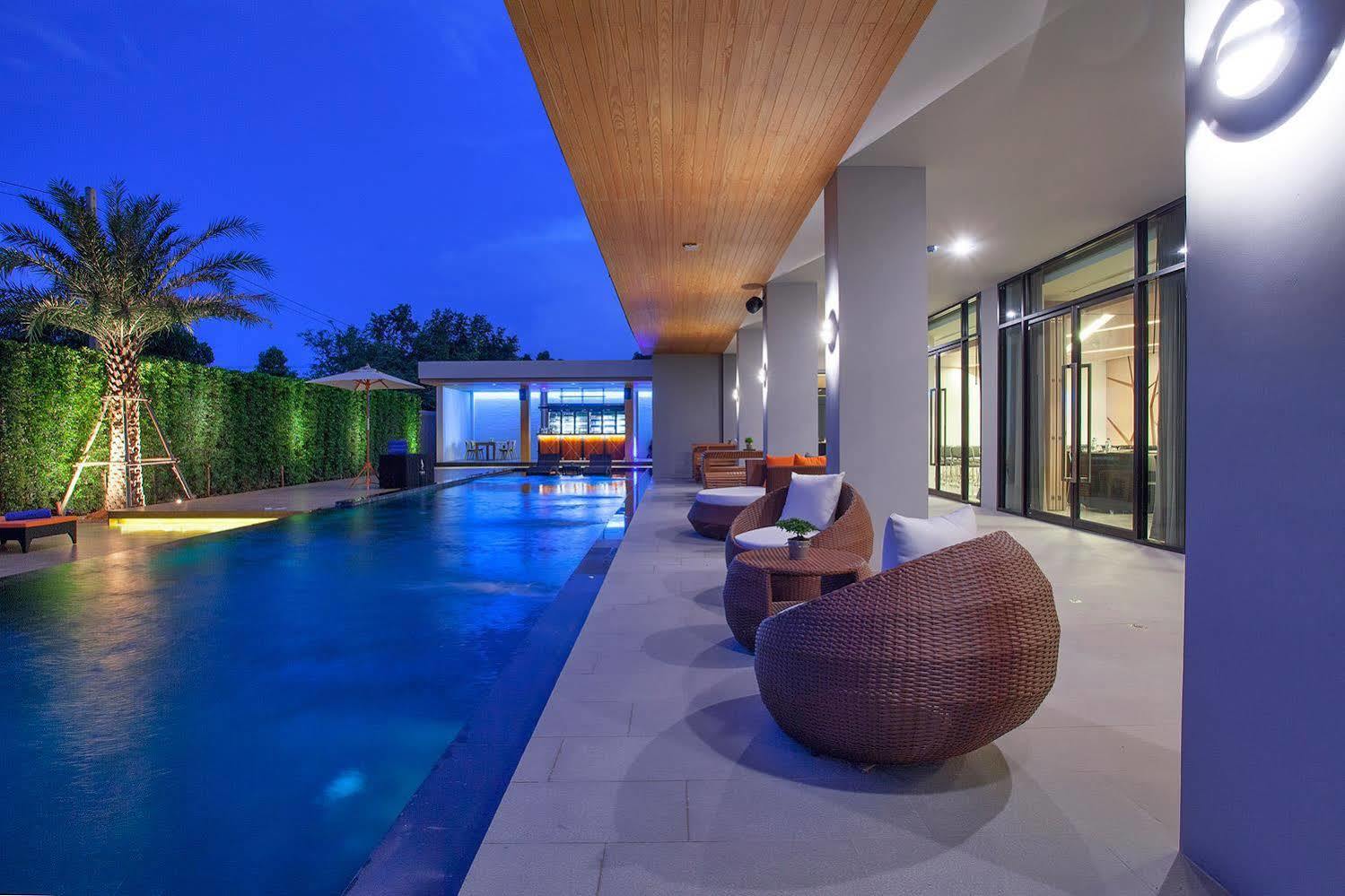 The Zense Boutique Hotel Phitsanulok Exterior foto